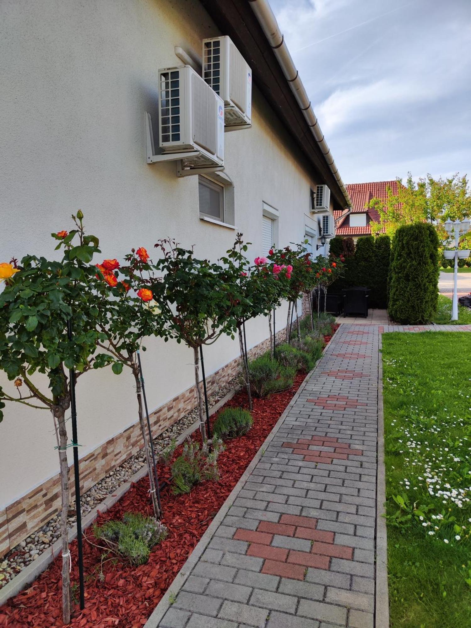Havasi Vendeghaz Apartment Gyenesdiás Exterior photo
